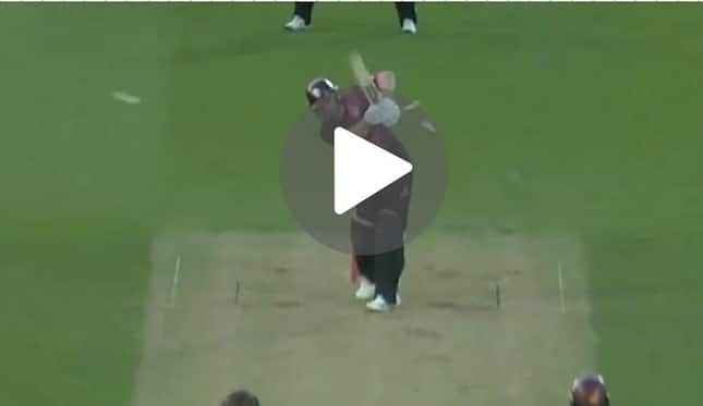 [Watch] Tom Curran Rattles Sean Dickson's Stumps With 'Magical Delivery' In T20 Blast